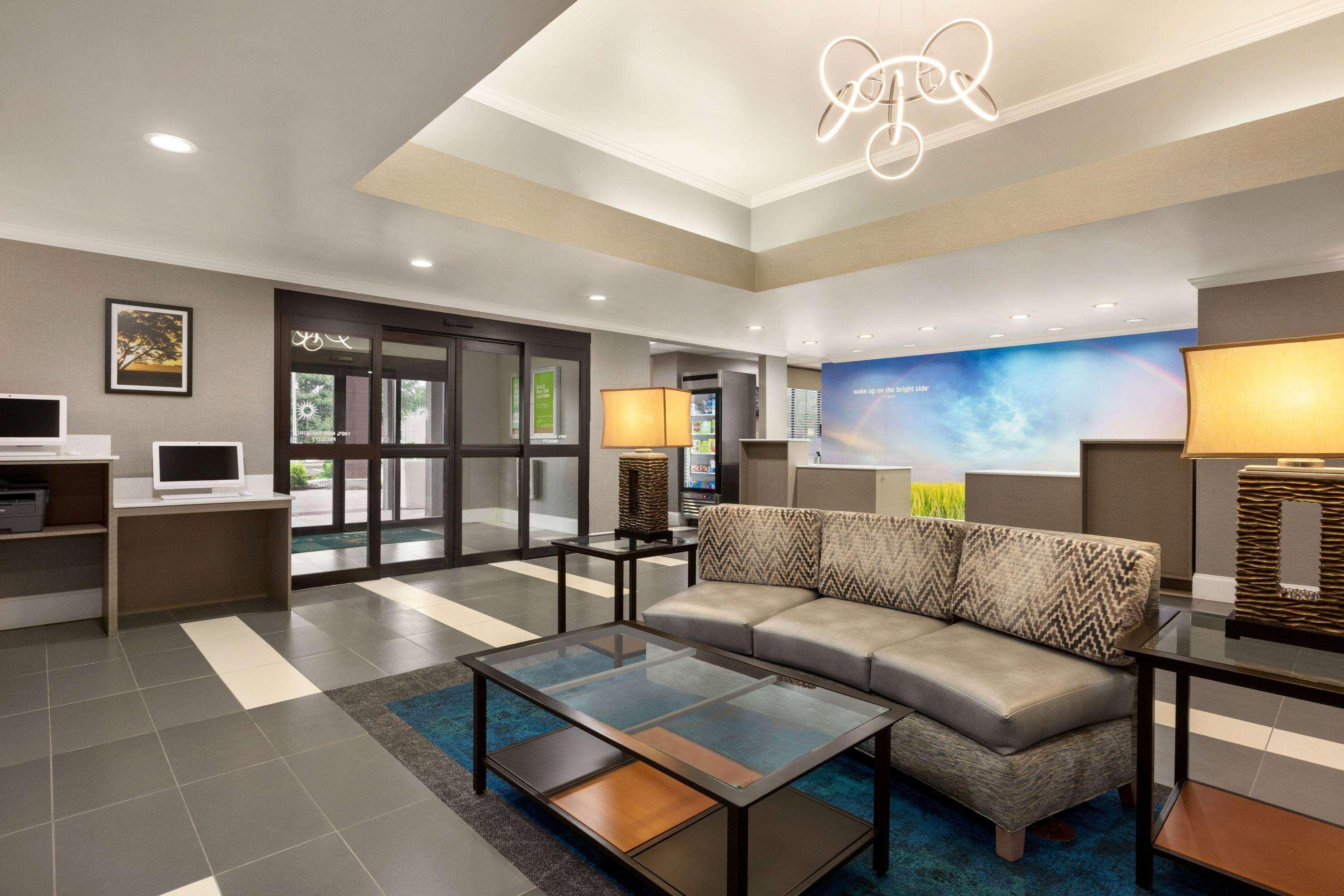 La Quinta By Wyndham Dublin Hotel Ngoại thất bức ảnh